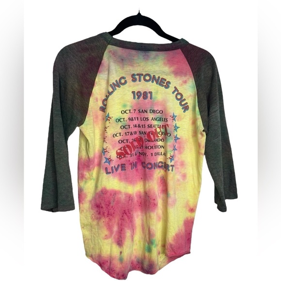 VTG Tie Dye 1981 Rolling Stones Concert Raglan Tee Thrashed Distressed Large - Picture 10 of 16